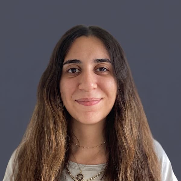 Portrait of Constantina Karaniki, Content Distribution Manager at Klispy
